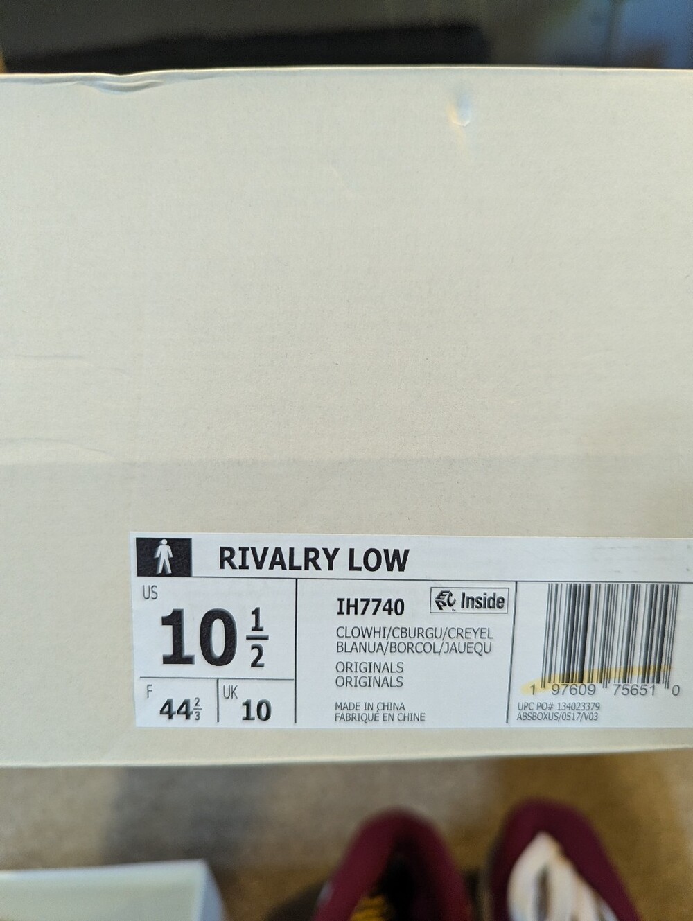 adidas Mens Rivalry Low.hite and Maroon Low-Top Sneakers with Yellow-Green Laces - Picture 4 of 5